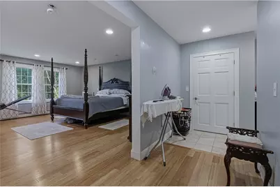 2446 Plainfield Pike, Johnston, RI 02919 - Photo 20