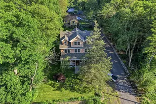 2446 Plainfield Pike, Johnston, RI 02919 - Photo 24