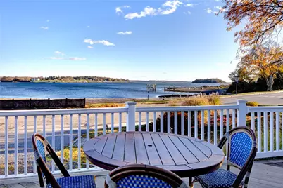 15 Point Road, Portsmouth, RI 02871 - Photo 16