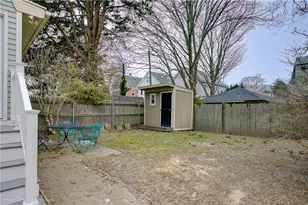 19 Congdon Ave, Newport, RI 02840 - Photo 24