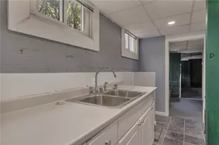 57 Arlington Ave, Providence, RI 02906 - Photo 34