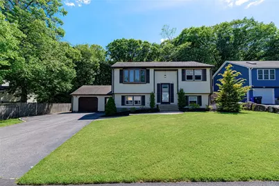 42 Seminole Trail, Cranston, RI 02921 - Photo 2