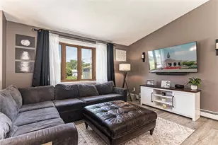 42 Seminole Trail, Cranston, RI 02921 - Photo 14