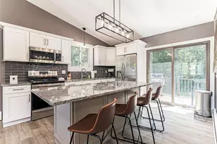 42 Seminole Trail, Cranston, RI 02921 - Photo 8