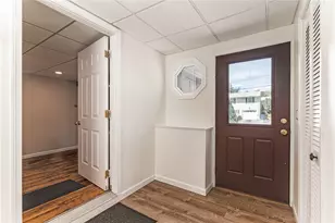 42 Seminole Trail, Cranston, RI 02921 - Photo 36