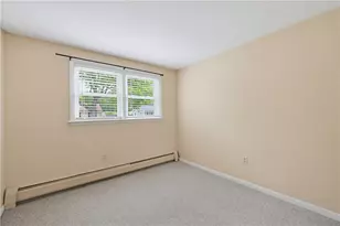 29 Rosedale Dr, Bristol, RI 02809 - Photo 18