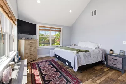 1124 Narragansett Boulevard, Cranston, RI 02905 - Photo 30