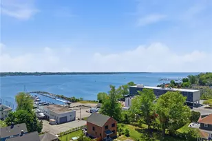 1124 Narragansett Blvd, Cranston, RI 02905 - Photo 38