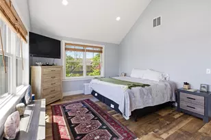 1124 Narragansett Blvd, Cranston, RI 02905 - Photo 30
