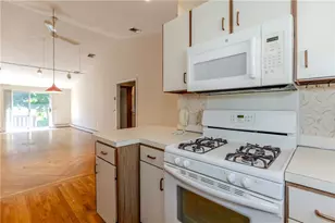 4 Scenery Ln, Johnston, RI 02919 - Photo 10