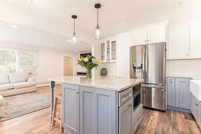 189 Shore Road, Westerly, RI 02891 - Photo 4