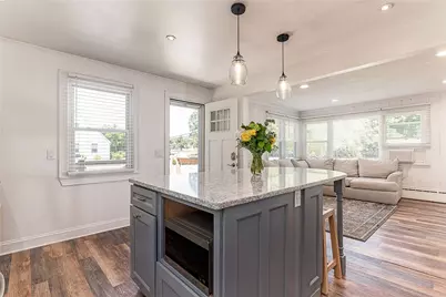 189 Shore Road, Westerly, RI 02891 - Photo 8
