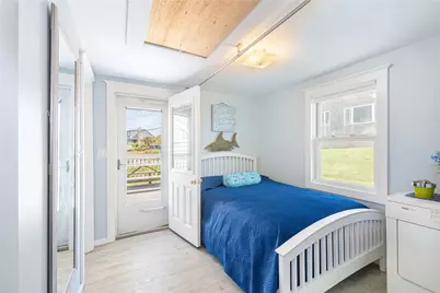 11 Woodruff Street, Narragansett, RI 02882 - Photo 22