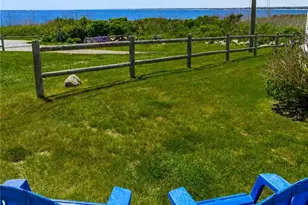 11 Woodruff St, Narragansett, RI 02882 - Photo 6
