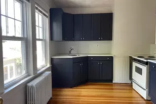 443 River Ave, Providence, RI 02908 - Photo 2