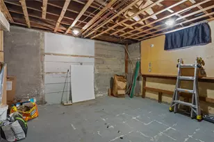 514 Robinson St, Woonsocket, RI 02895 - Photo 22