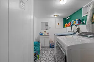 514 Robinson St, Woonsocket, RI 02895 - Photo 18