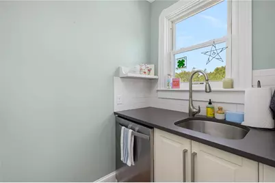 843 Hope Street #3, Providence, RI 02906 - Photo 14