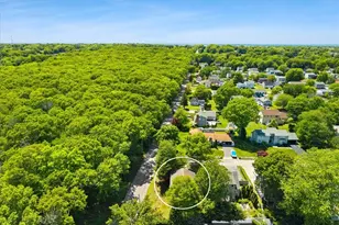 2 Lafayette Dr, Bristol, RI 02809 - Photo 6