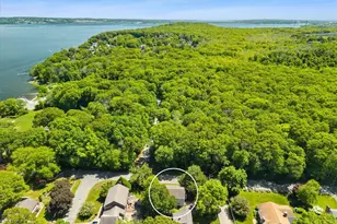 2 Lafayette Dr, Bristol, RI 02809 - Photo 8