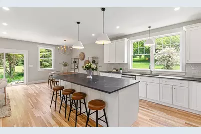 22 Farnsworth Avenue, Tiverton, RI 02878 - Photo 18