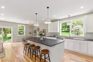 22 Farnsworth Ave, Tiverton, RI 02878 - Photo 18