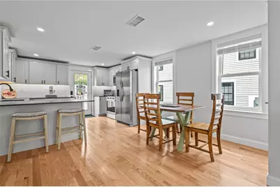 484 Thames Street, Bristol, RI 02809 - Photo 4