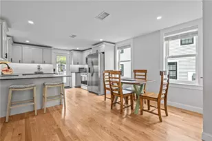 484 Thames St, Bristol, RI 02809 - Photo 4
