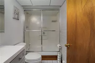 40 Red Oak Dr, Coventry, RI 02816 - Photo 22