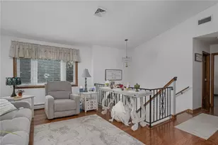 40 Red Oak Dr, Coventry, RI 02816 - Photo 4