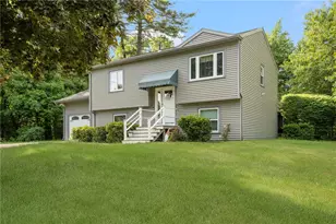 40 Red Oak Dr, Coventry, RI 02816 - Photo 1
