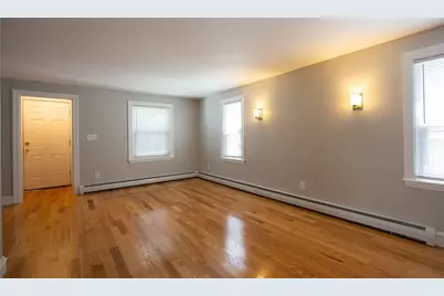 110 Westcott Avenue, Cranston, RI 02910 - Photo 6
