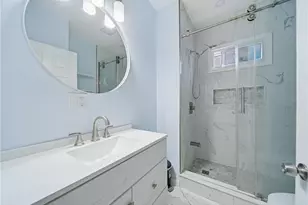 56 Warrington St, Providence, RI 02907 - Photo 16