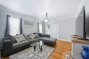 56 Warrington St, Providence, RI 02907 - Photo 20