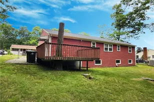 68 Laurel Ave, Coventry, RI 02816 - Photo 6