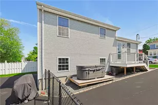 9 Doran Ave, Bristol, RI 02809 - Photo 2