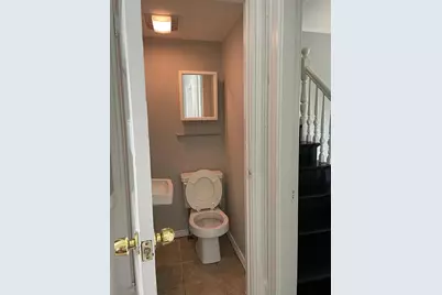 21 Phillips Street, Providence, RI 02906 - Photo 6