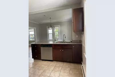 21 Phillips Street, Providence, RI 02906 - Photo 4