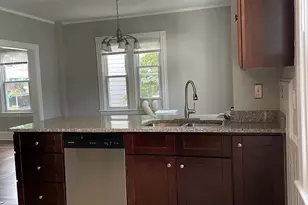 21 Phillips St, Providence, RI 02906 - Photo 4
