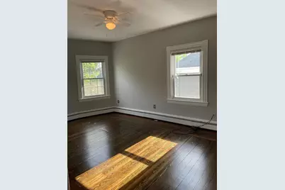 21 Phillips Street, Providence, RI 02906 - Photo 8