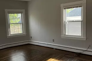 21 Phillips St, Providence, RI 02906 - Photo 8