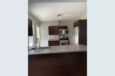 21 Phillips Street, Providence, RI 02906 - Photo 2