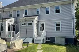 21 Phillips St, Providence, RI 02906 - Photo 24