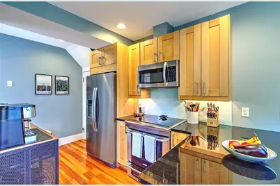 40 Lafayette Street, Pawtucket, RI 02860 - Photo 16