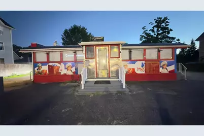 777 Elmwood Avenue, Providence, RI 02907 - Photo 18