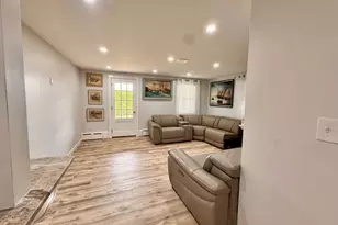 255 Purgatory Rd, Middletown, RI 02842 - Photo 2