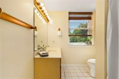 3524 W Shore Road #301, Warwick, RI 02886 - Photo 18