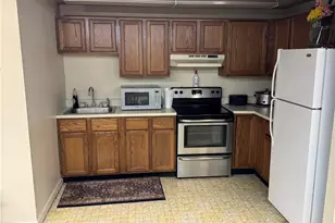 3524 W Shore Rd, Warwick, RI 02886 - Photo 24