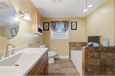 90 Rowley Street, Providence, RI 02909 - Photo 28