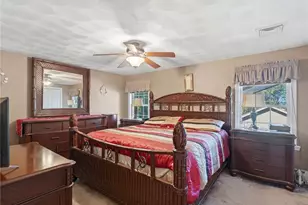 90 Rowley St, Providence, RI 02909 - Photo 24